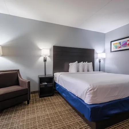 Baymont By Wyndham Louisville Airport South-2